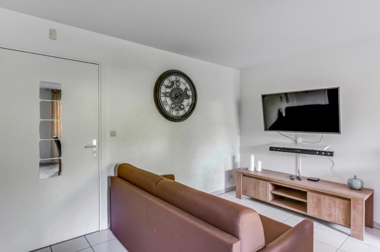 T2 Jardinet Avec Piscine, Parking Et Tennis Τουλούζη Εξωτερικό φωτογραφία